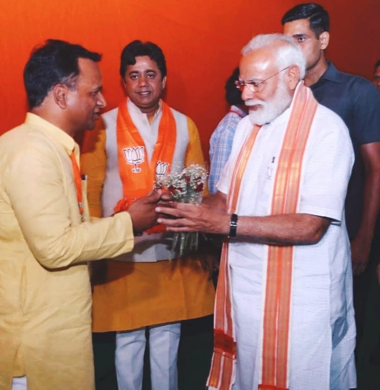 मोहनलाल गिहारा का प्रधानमंत्री मोदी से वादा दिल्ली जीत के दिखाएंगे post thumbnail image